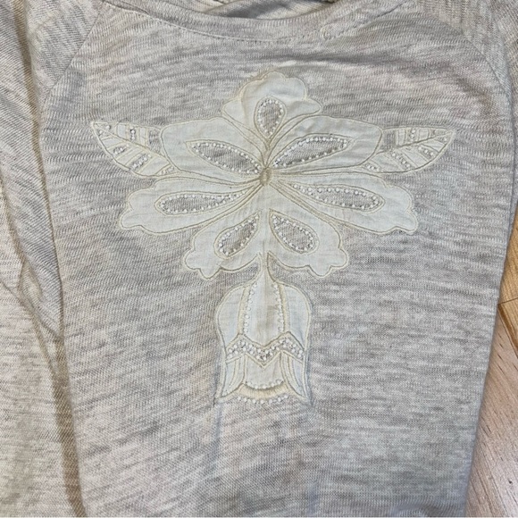 Loft Light Gray with White Embroidered Sleeves - Picture 6 of 10